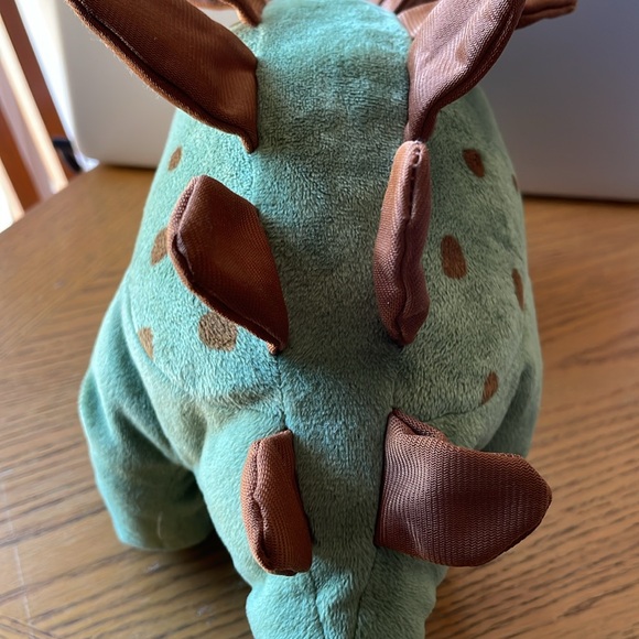 IKEA Soft Plush Stegosaurus Dinosaur 20" & 2 Dinosaur Skeleton Excavation Kits - Picture 4 of 11